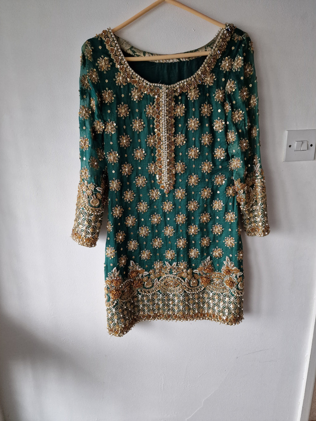 Tehxeeb London mehndhi outfit
