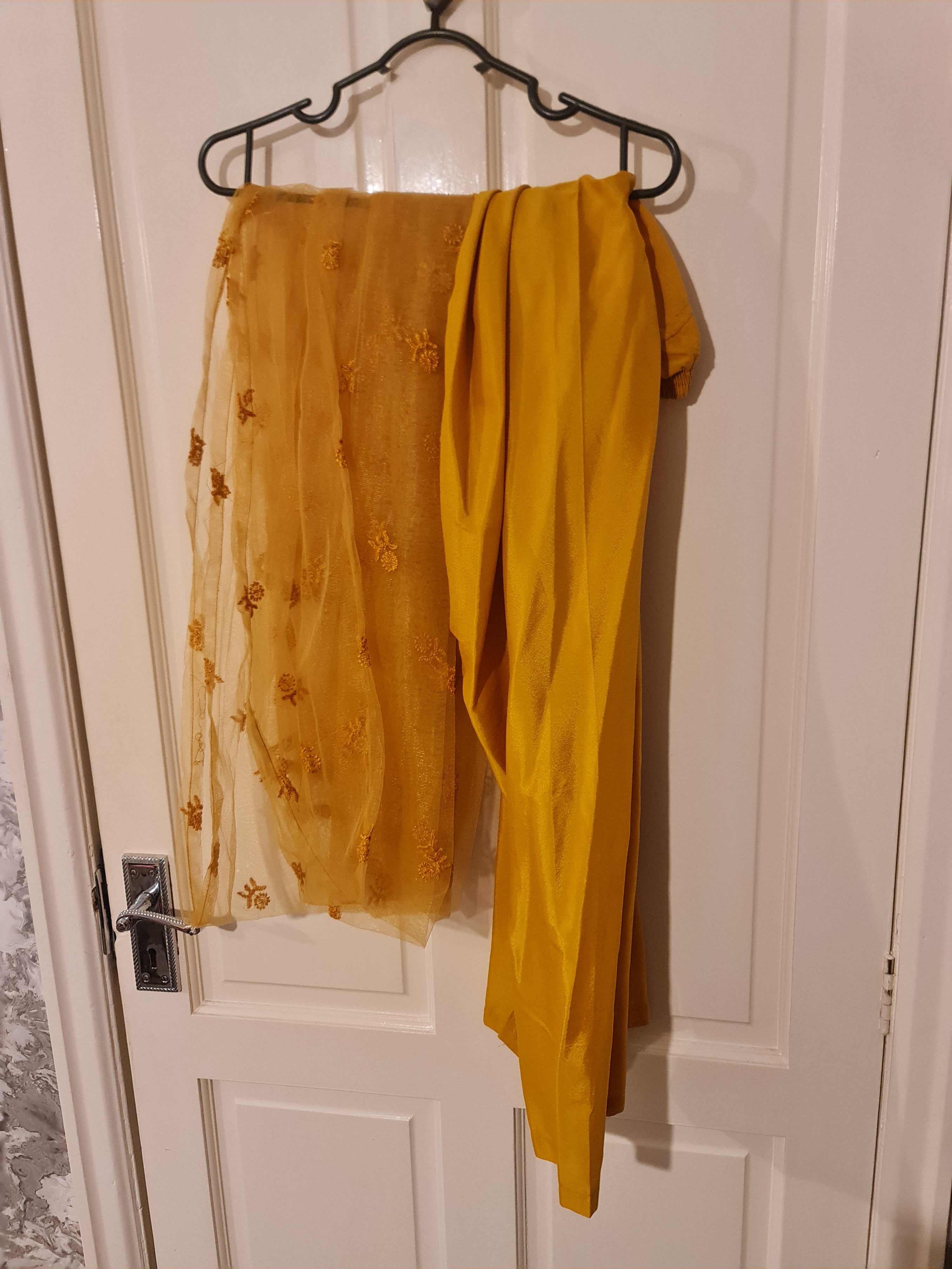 Frock / Dress