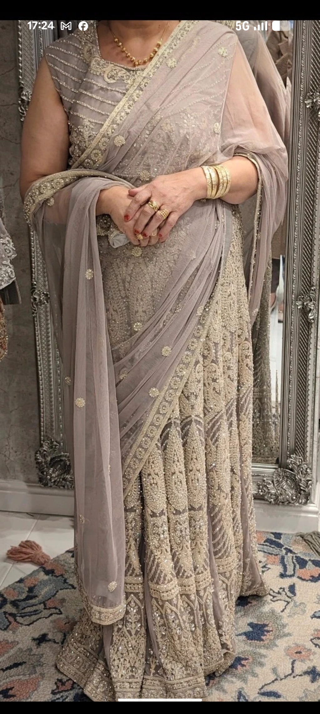 Lehnga sari