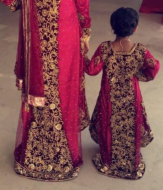 Mother & daughter set wedding nikah baraat walima party tail dress set sizes 46/large & girls 3-4 years