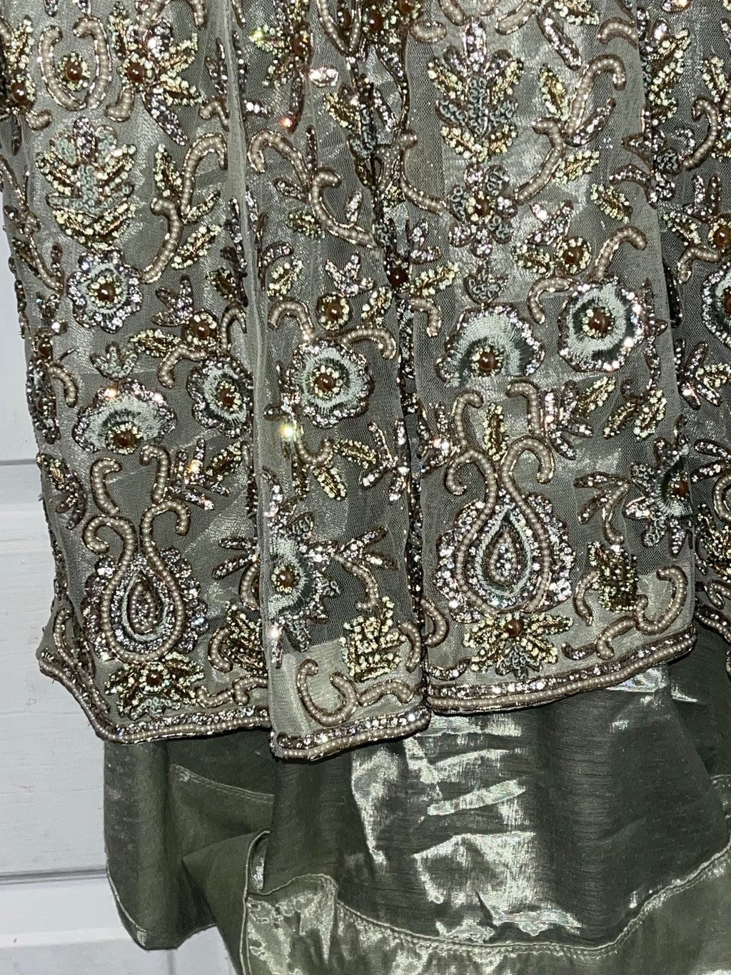 Mint heavy stone suit