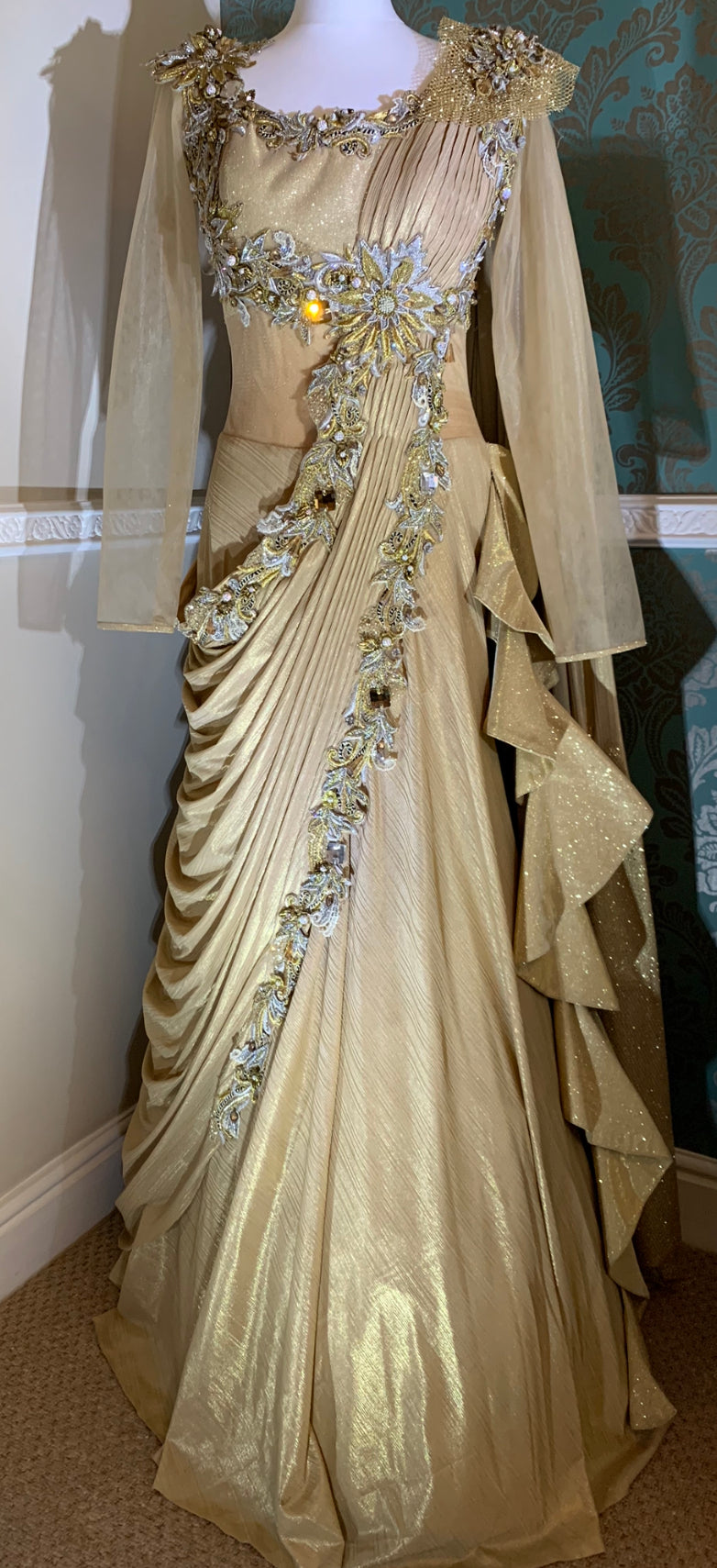 BESPOKE DESIGNER GOWN BY TOUCHWOOD BOUTIQUE