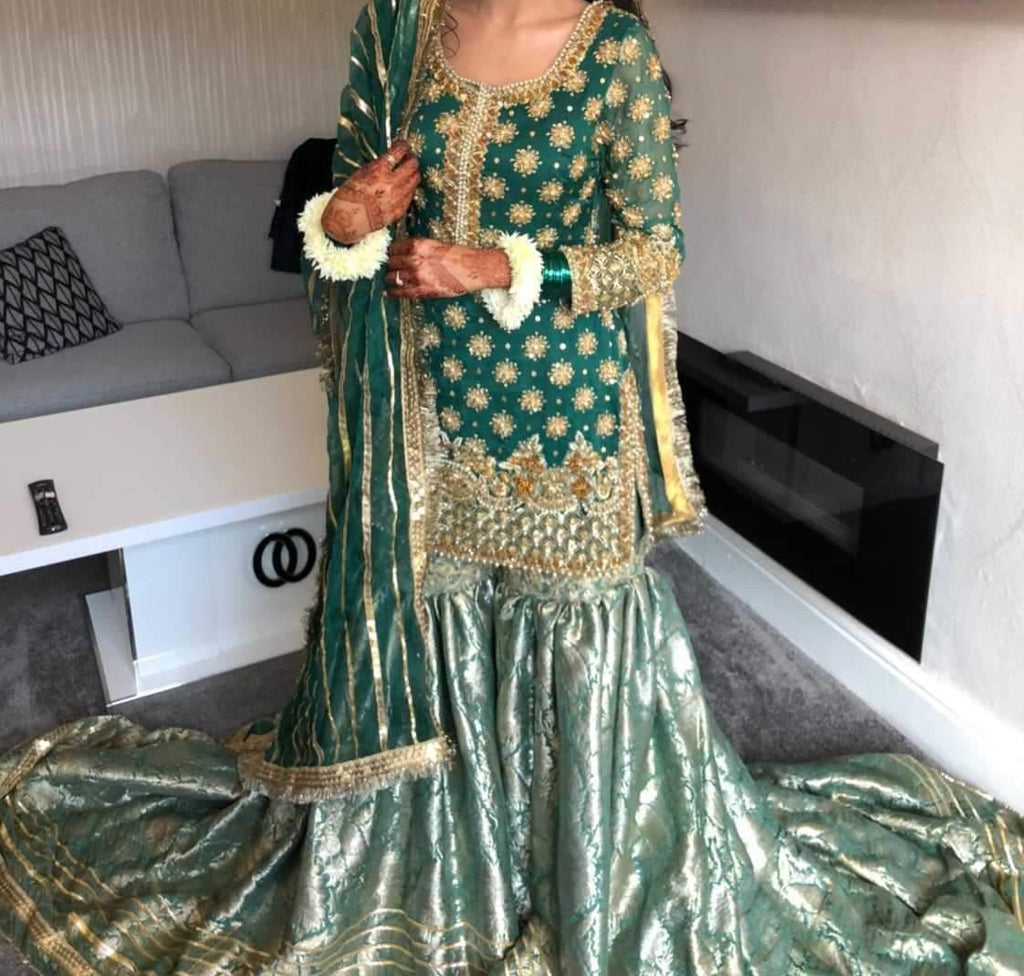 Tehxeeb London mehndhi outfit