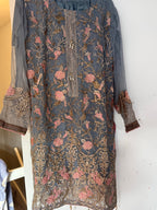 Shalwar qameez