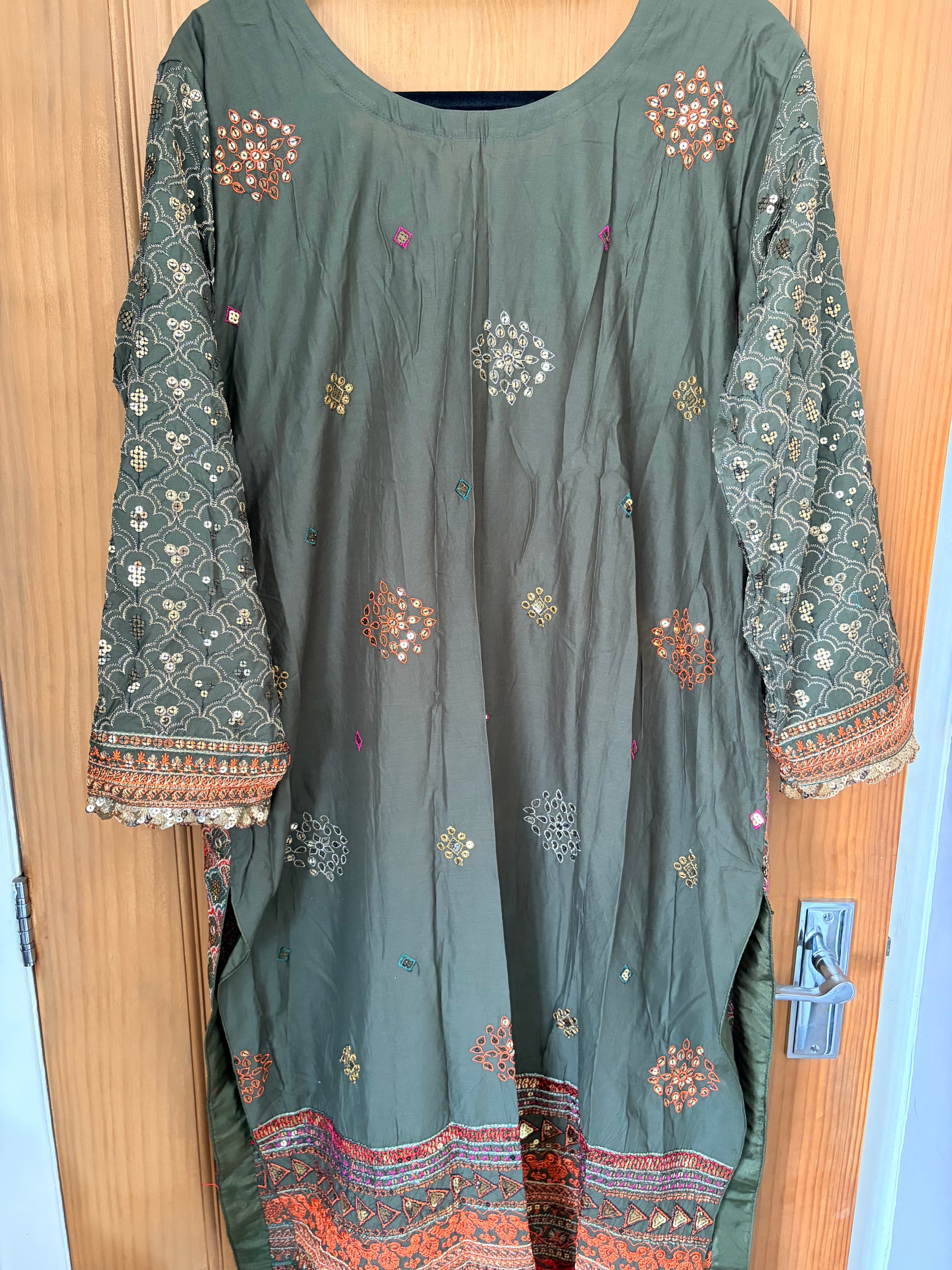 Asim Jofa 3 piece suit