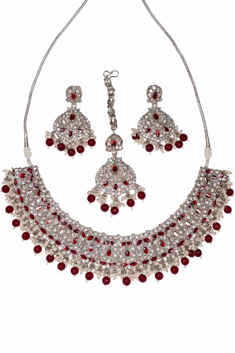 Maroon and silver set