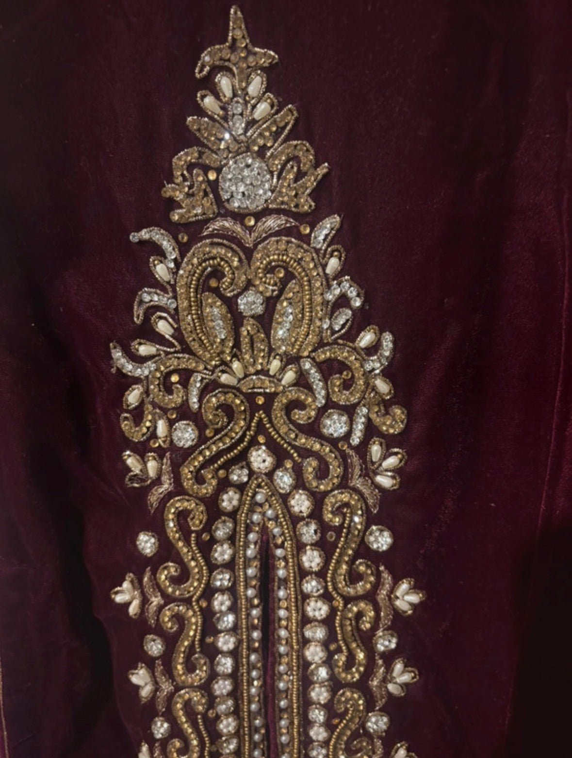 Vintage Hand-Embroidered Velvet & Banarsi Lehenga Set – Burgundy & Gold