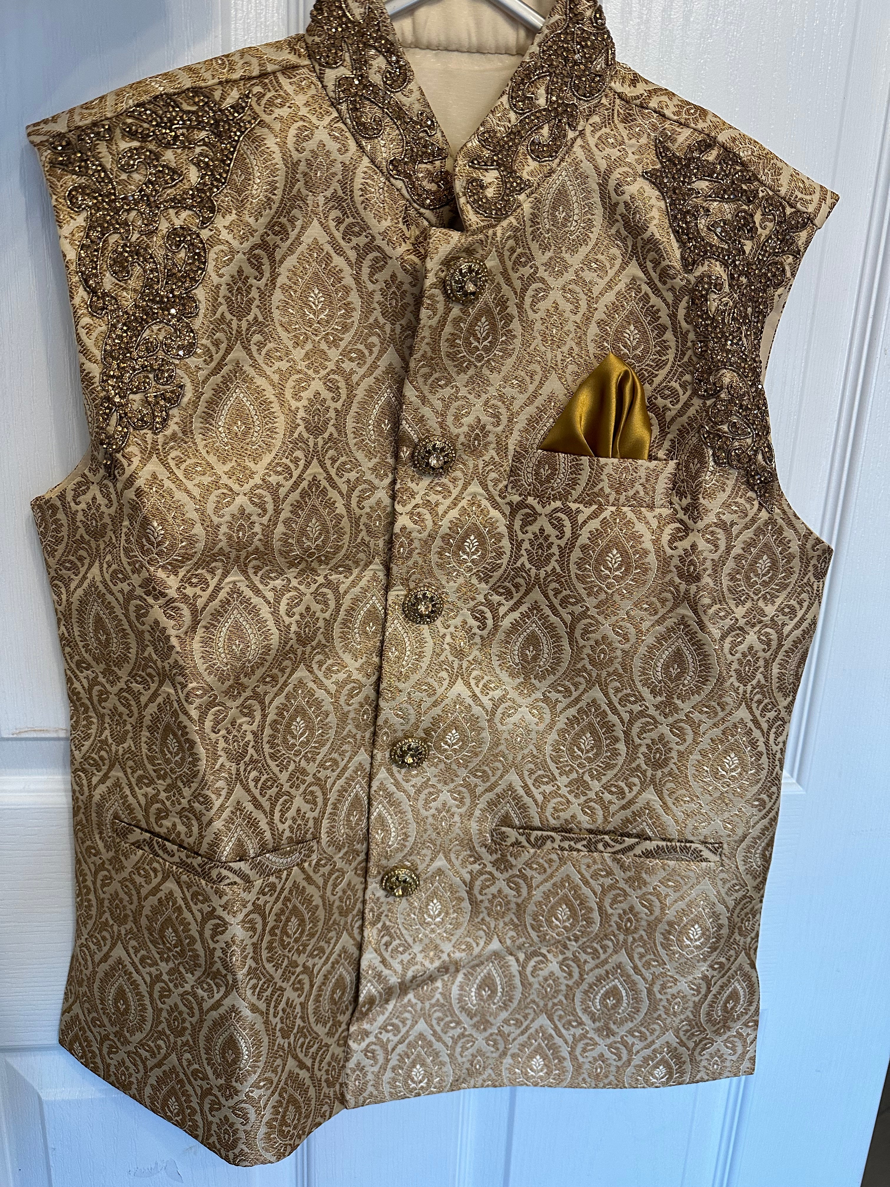 Regal 3-Piece Champagne Gold Men’s Festive Ensemble
