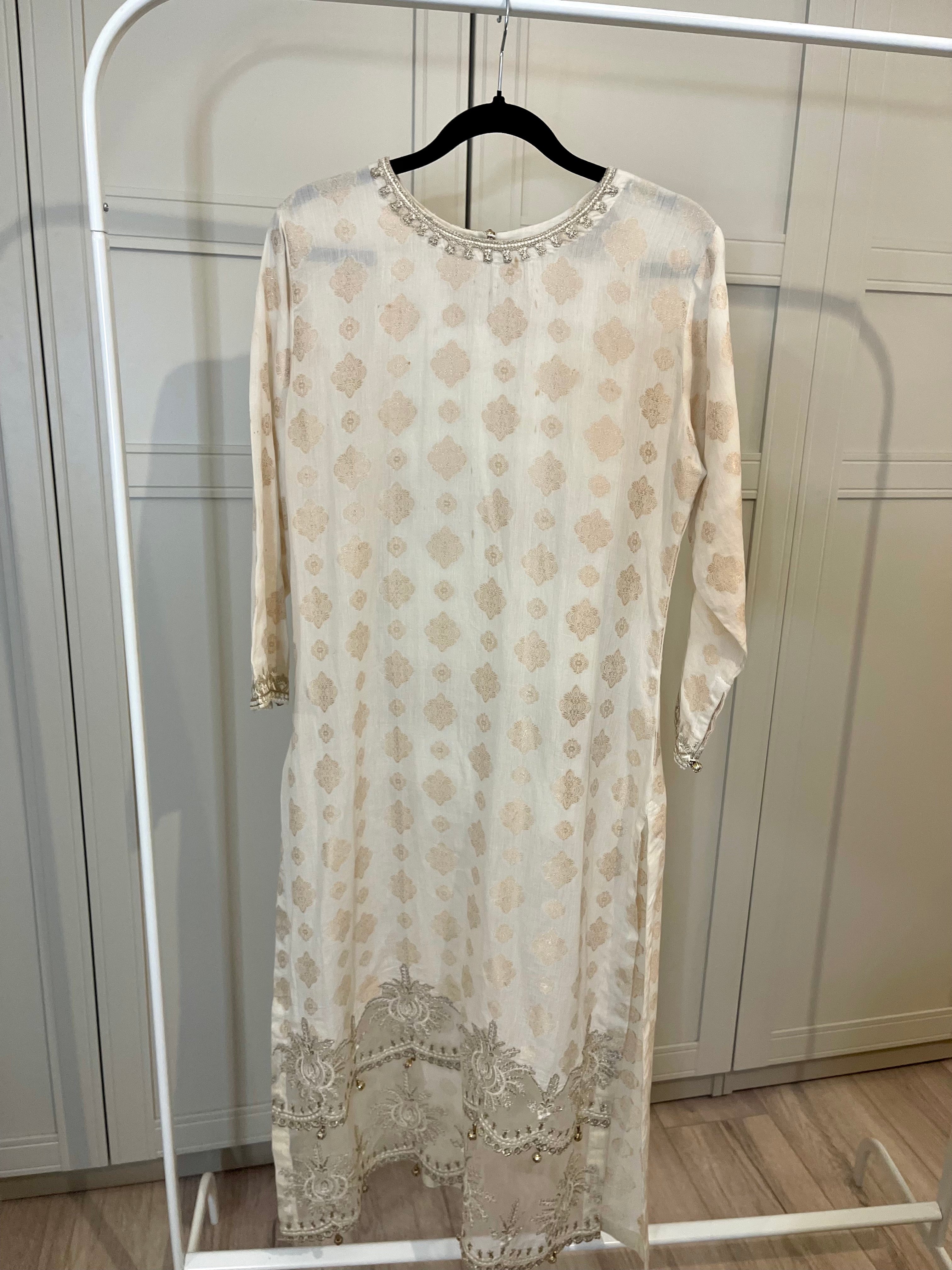 White and gold Kameez and dupatta