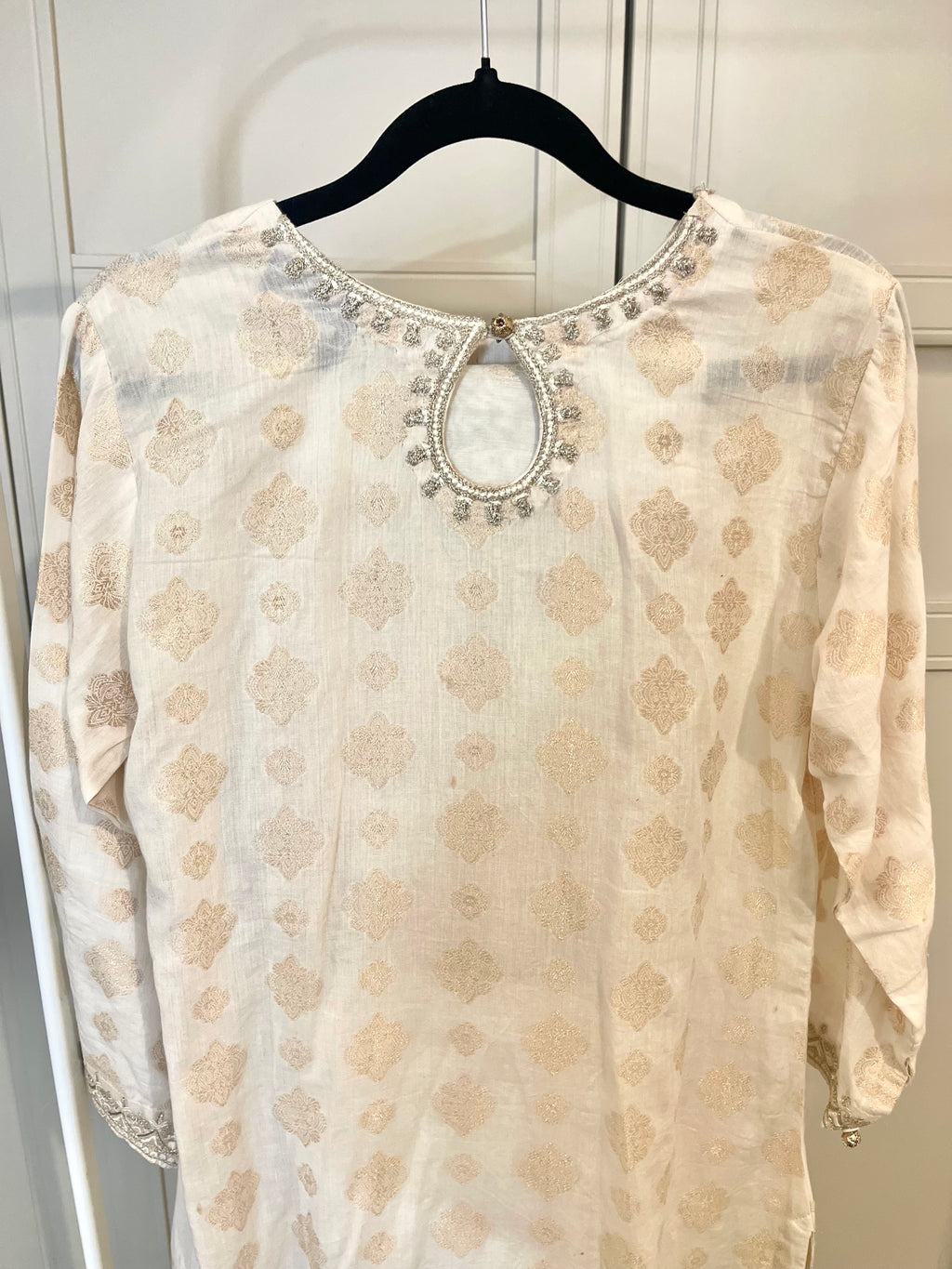 White and gold Kameez and dupatta