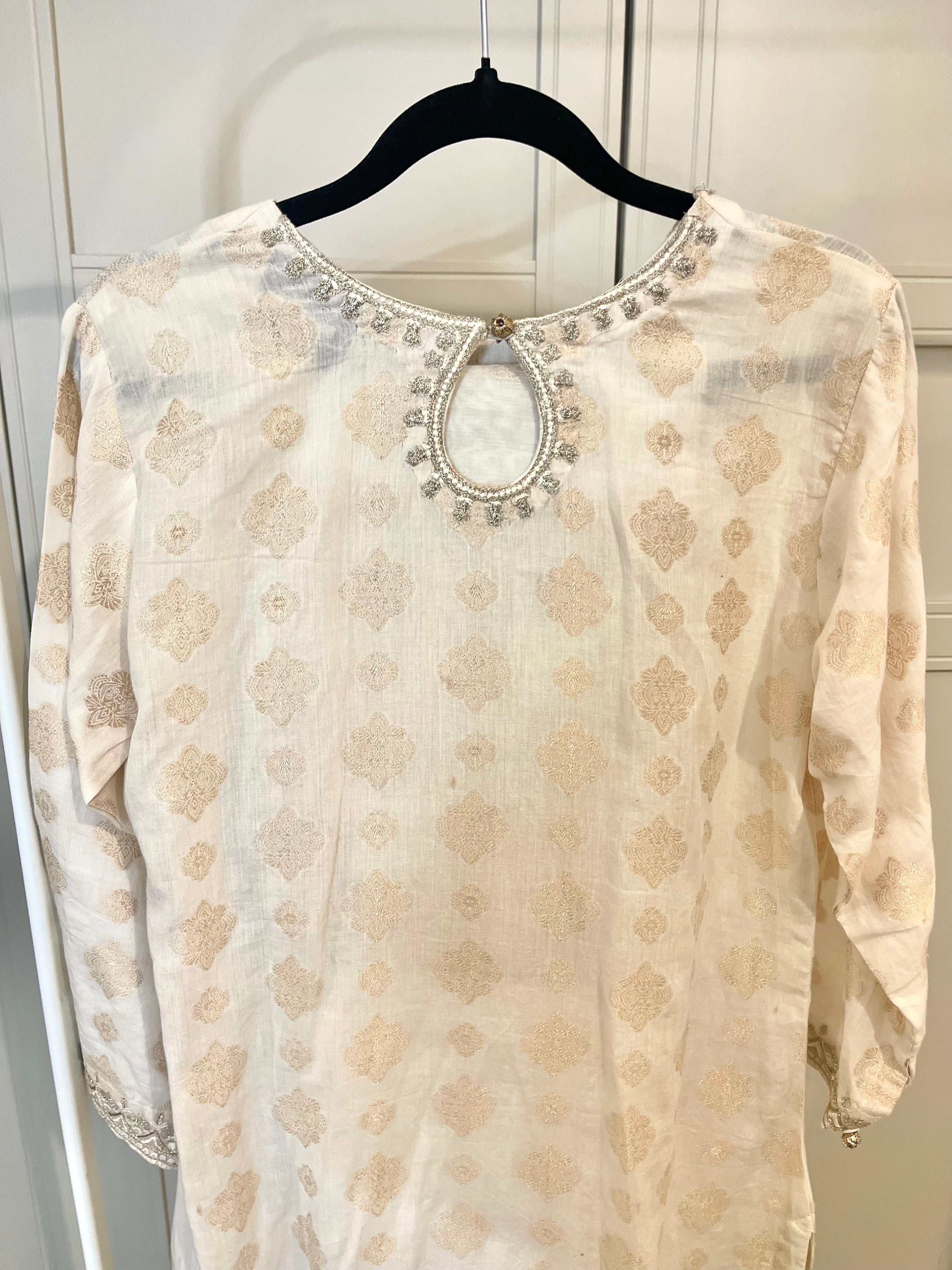 White and gold Kameez and dupatta